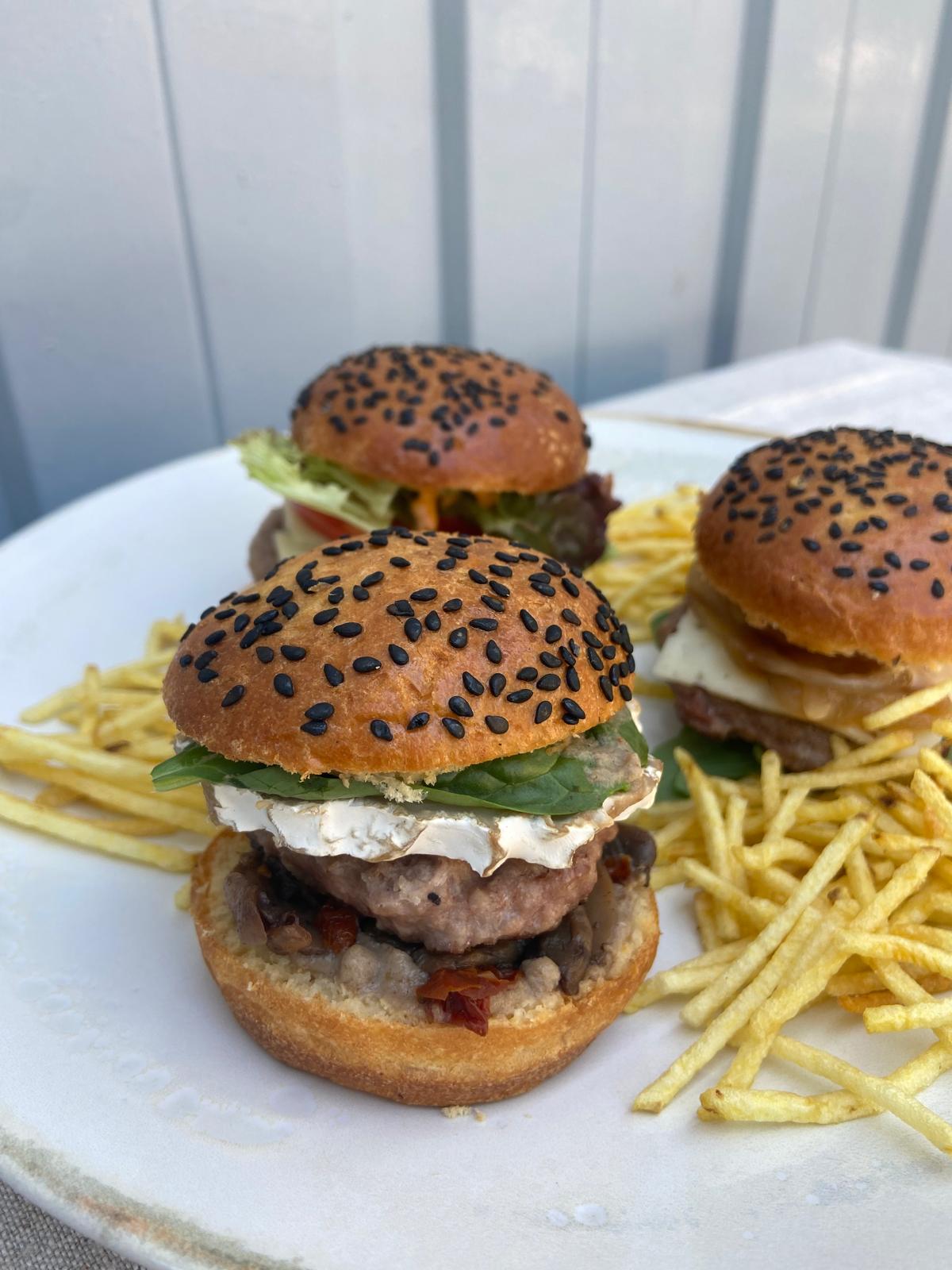Acción especial por el Día Internacional de la Hamburguesa